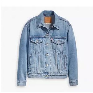 Levi - Women’s Jean Jacket